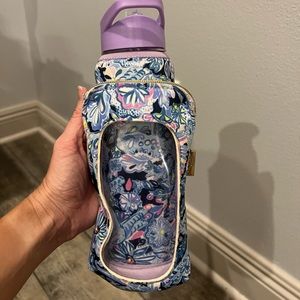 Lilly Pulitzer GWP water bottle and sleeve